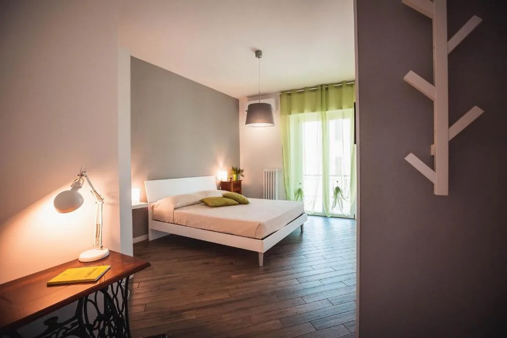 Be Your Home – Guest House Colors