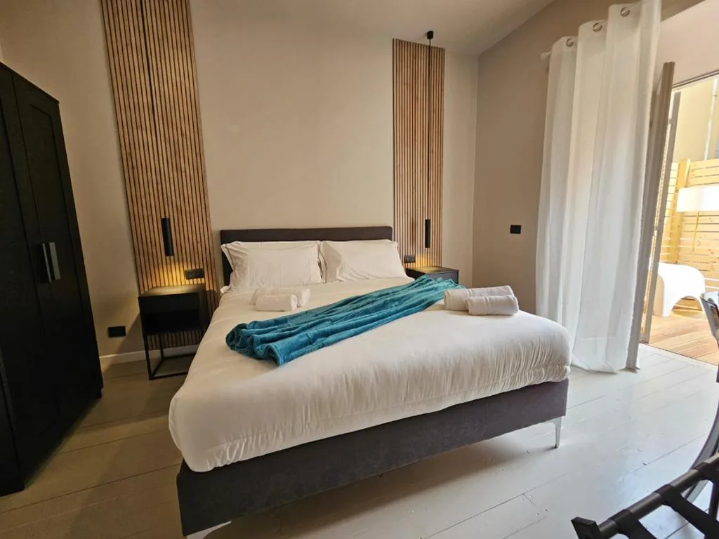 Be Your Home – Guest House Montegrappa Terrace