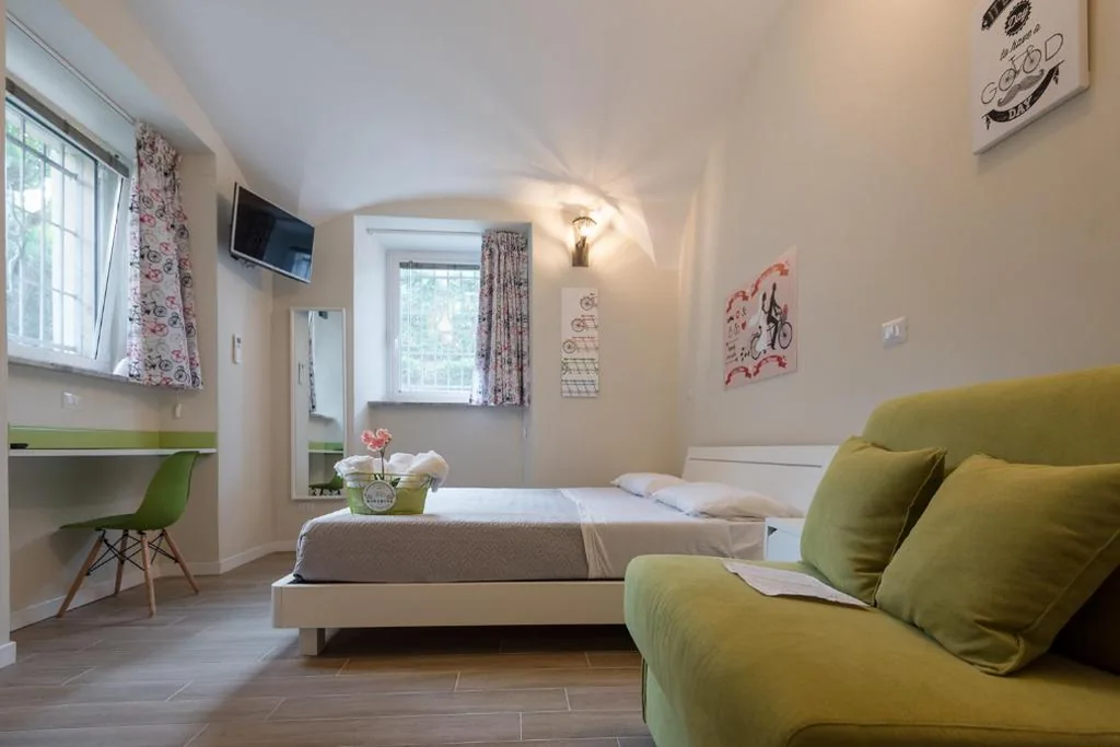 Bed&BikeRome ROOMS