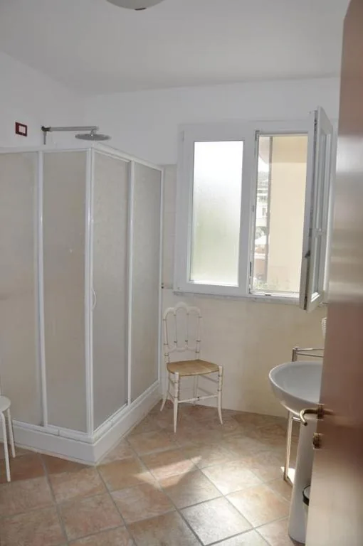 Bed & Breakfast 4U PARCHEGGIO INTERNO — foto 3