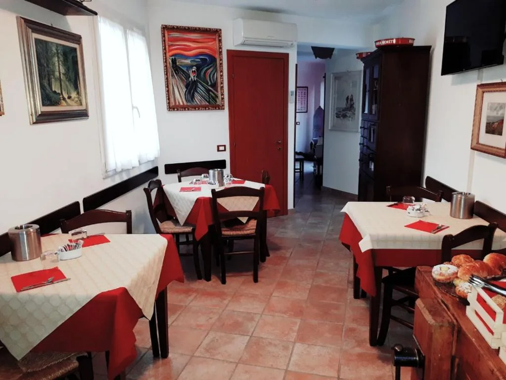 Bed & Breakfast 4U PARCHEGGIO INTERNO — foto 4