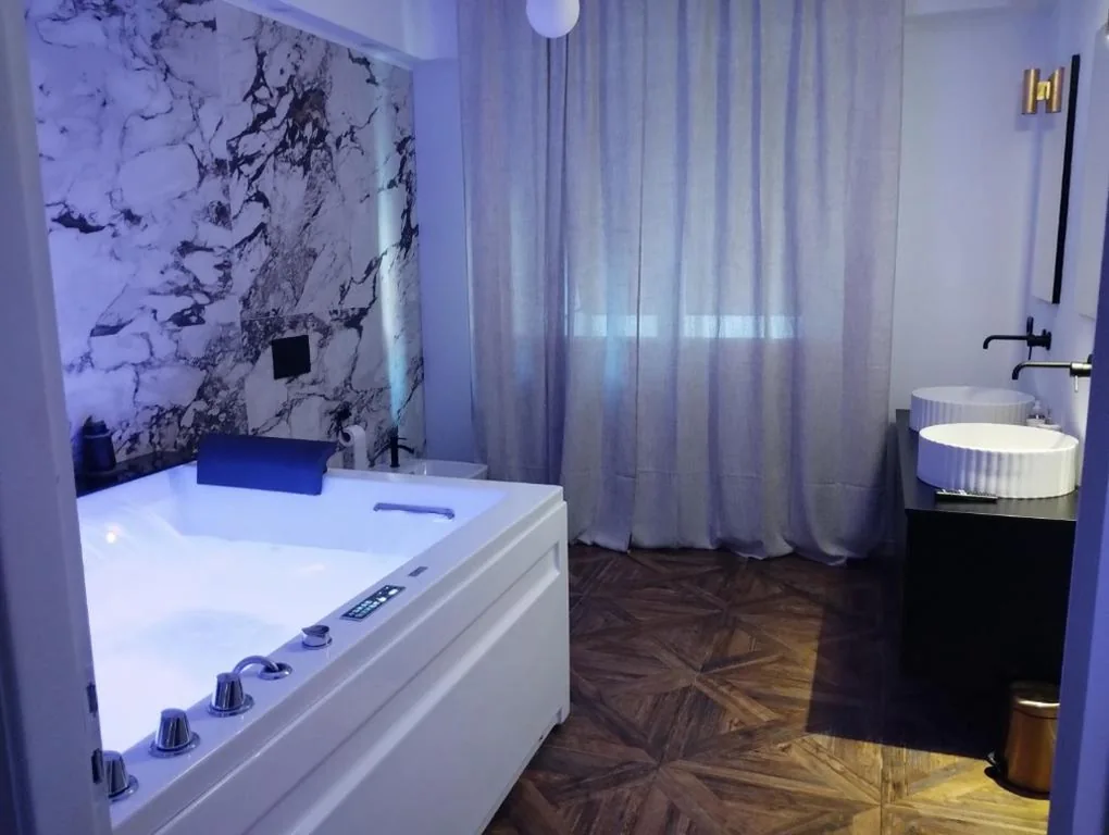 BEDBLUESKY-Sparklingsuite in the center of Dolceacqua — foto 3