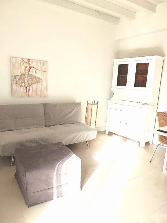 BEE HOME — foto 5