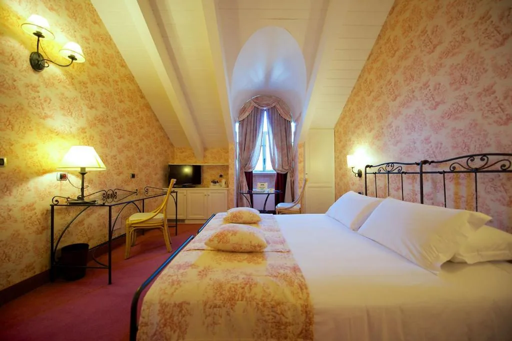 Best Western Crystal Palace Hotel