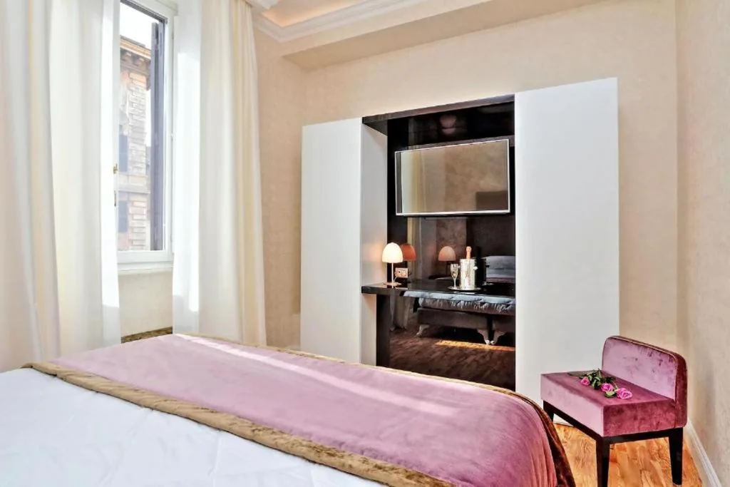 BQ House FORI IMPERIALI Luxury Rooms — foto 7