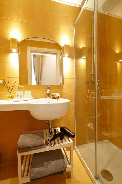 BREATHE LIGURIA – LUCY 1 bedroom and 1 apartment in a newly renovated nineteenth-century building in the historic center near the sea — foto 8