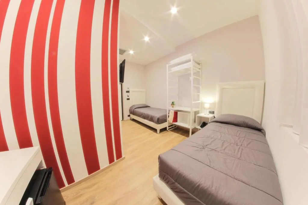 Camera Deluxe Doppia con Letti Singoli — RESIDENZE CASSOLI – Lamezia Centro
