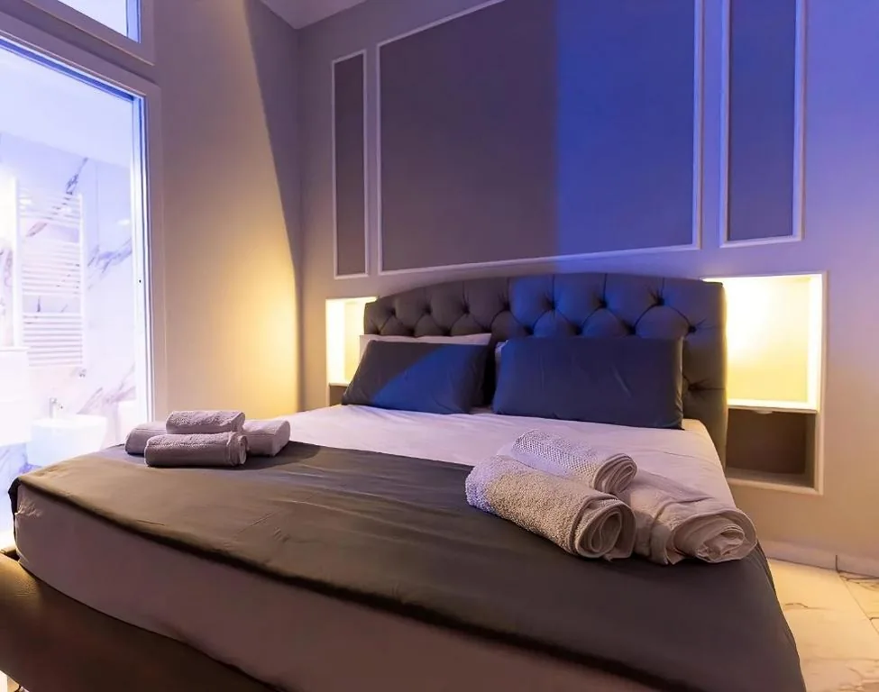 Deluxe Room — Elegance Room