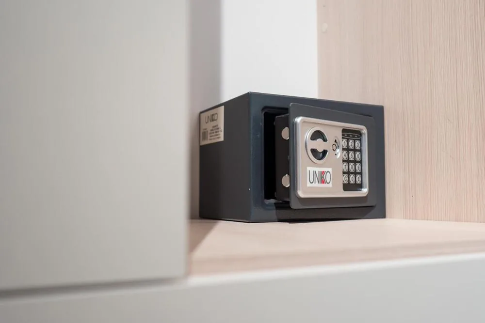 Camera Familiare con Bagno Privato — B&B viktoria city house