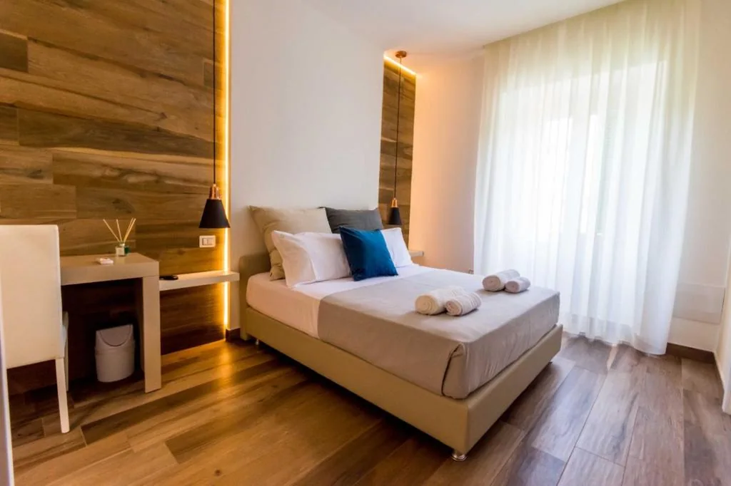 King Room — Don Carlo Tropea
