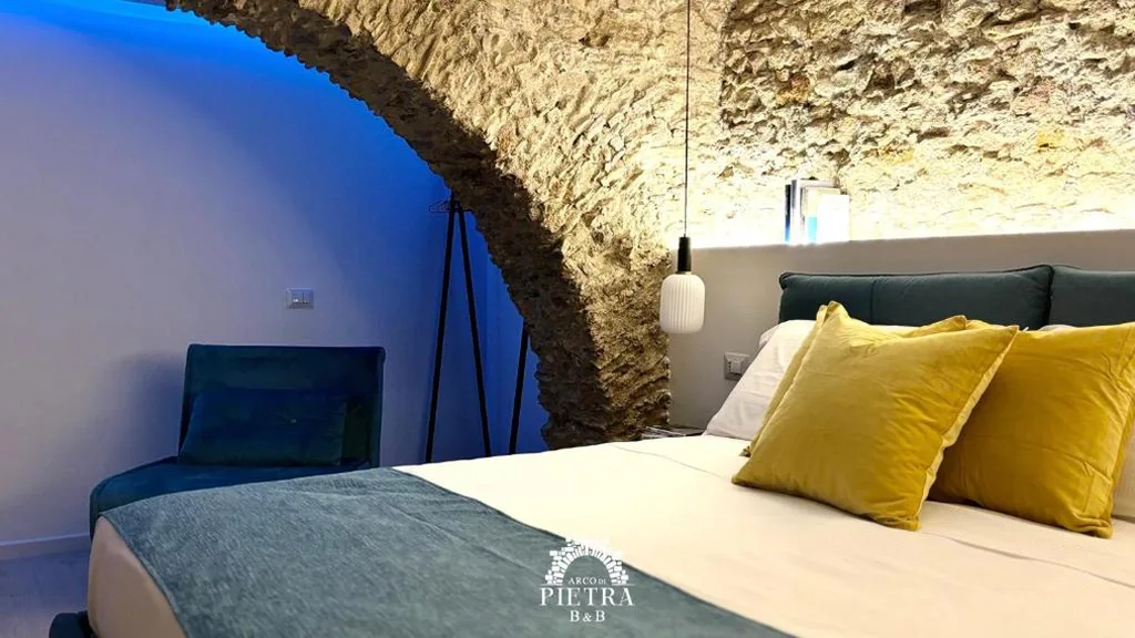 Double Room — Arco di Pietra B&B