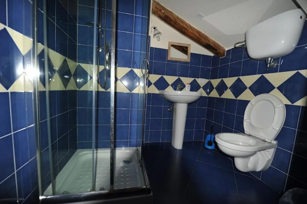 Double Room with En-Suite Private Bathroom — B&B Casa Armonia
