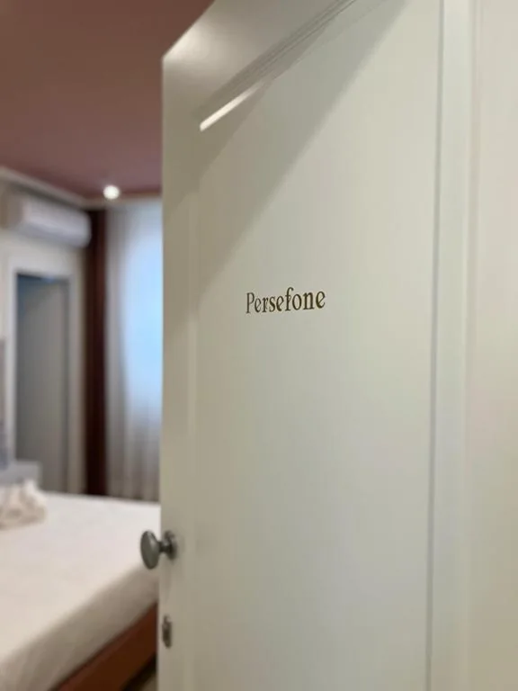 Double Room with Private Bathroom — Magna Grecia Superior Rooms