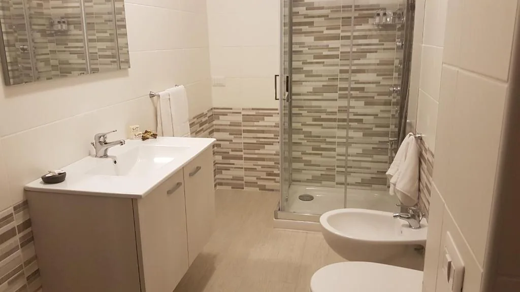 Double Room with Balcony — Residenza Dama