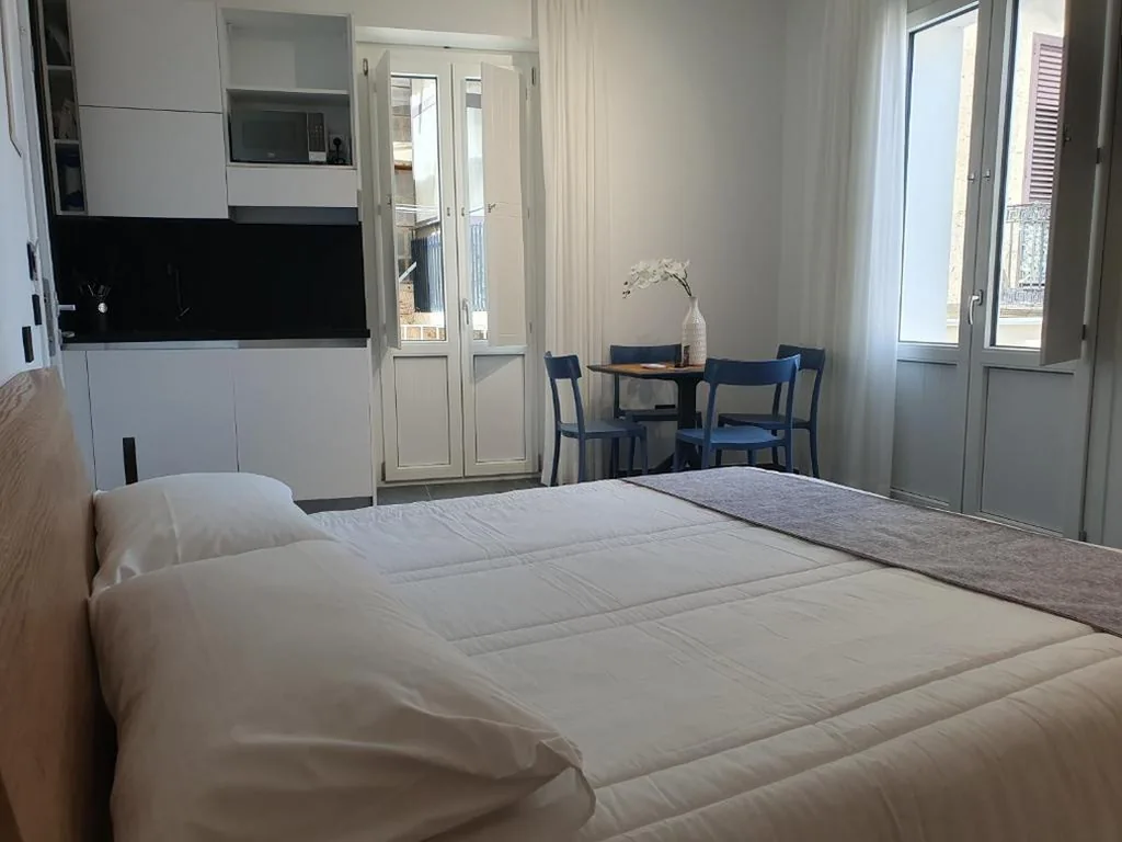 Double Room with Terrace — LA CASA DEGLI DEI PIZZO