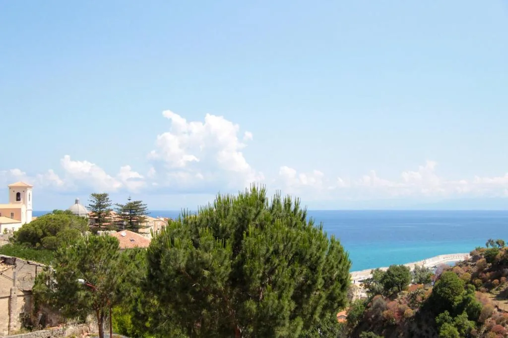 Double Room with Sea View — Casa Peonia