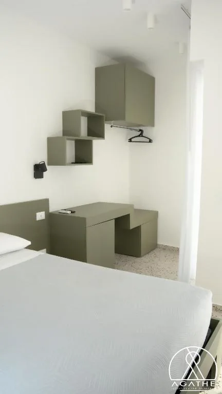 Camera Matrimoniale Deluxe con Balcone e Vista Mare — Agathè Luxury Bed and Breakfast
