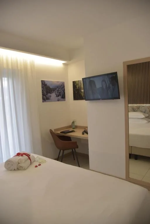 Camera Matrimoniale/Doppia con Letti Singoli - Accesso Disabili — Hotel Floris