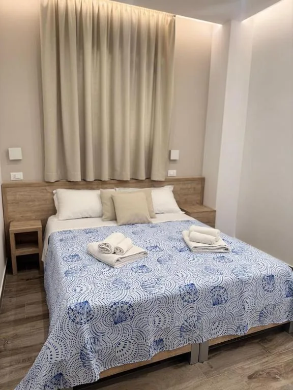 Double or Twin Room with Balcony — B&B Giglio di mare