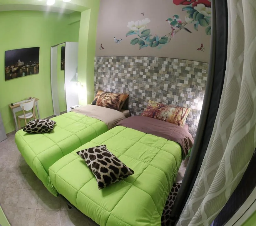 Double or Twin Room — La casa di Luce
