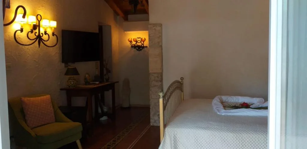 Queen Room — Residenza Villa Spagnola