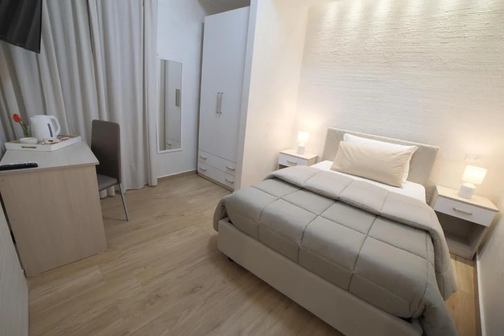 Camera Singola con Bagno Privato — GREEN – Bed and Breakfast a Castrovillari