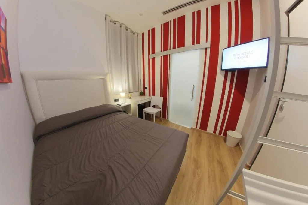 Camera Singola Superior — RESIDENZE CASSOLI – Lamezia Centro
