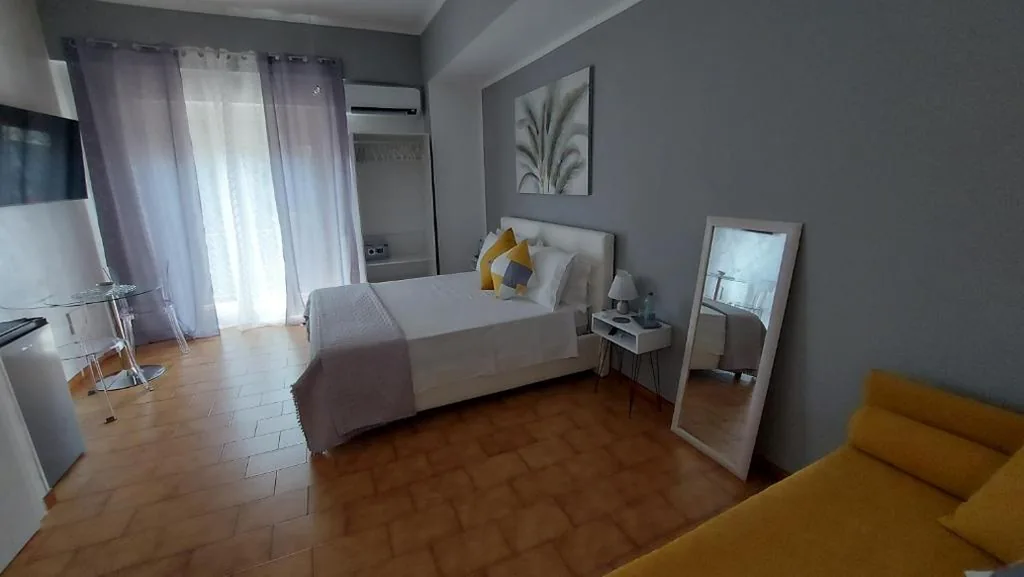 Camera Tripla Classic — CASA DEL SOLE Accomodation