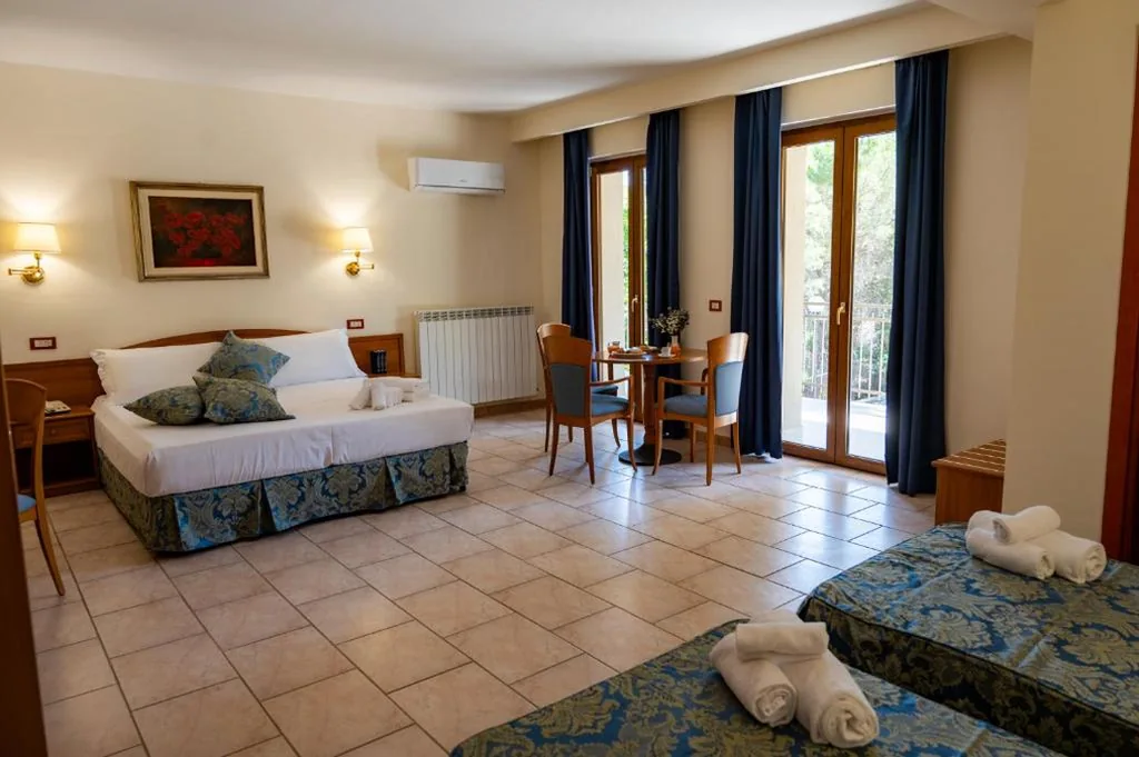 Triple Room with View — Hotel Bisanzio Resort