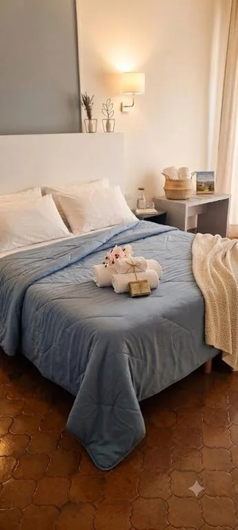Camera Tripla Standard con Vista Mare — Il Quadrato Bed and Breakfast