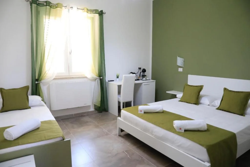Triple Room — VICKY’S HOUSE