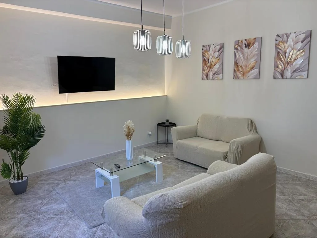 Two-Bedroom House — Chill House Reggio Calabria