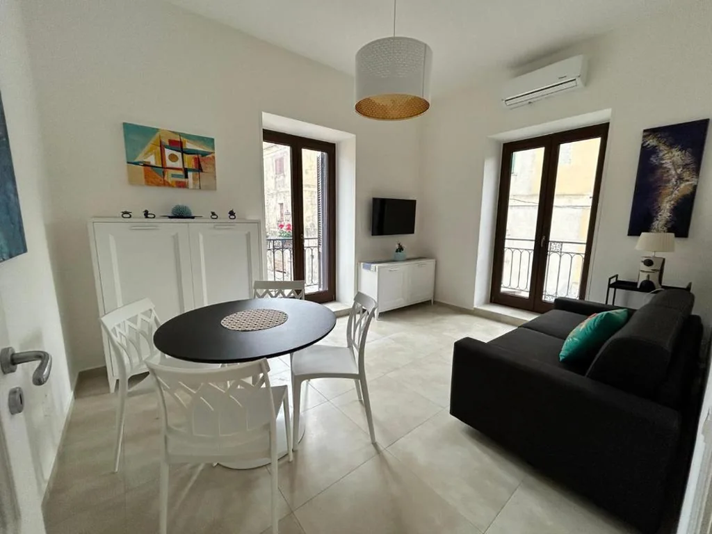 Holiday Home — Palazzo Sandù Dimora nel Borgo