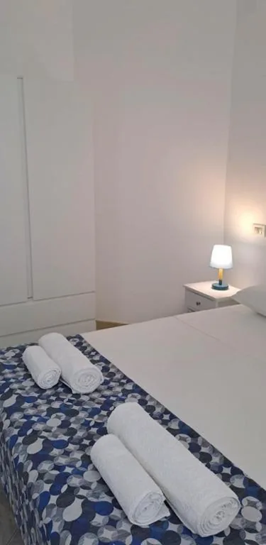 ENJOY HOUSE ottima per gruppi e famiglie da 2 a 6 ospiti — foto 4