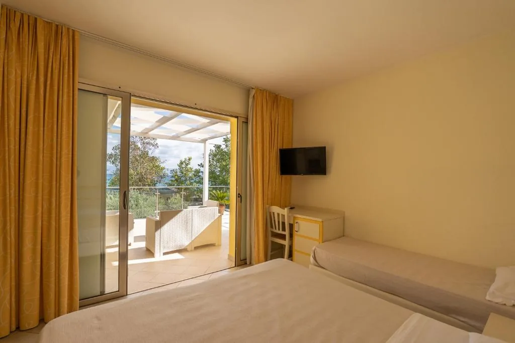 Hotel Baia Di Trainiti — foto 5