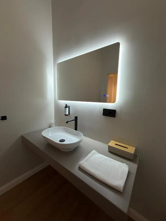 Maison Riviera – Room & Suite — foto 8