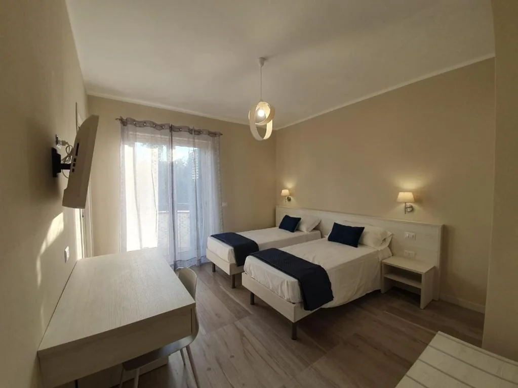 Oikia Rooms