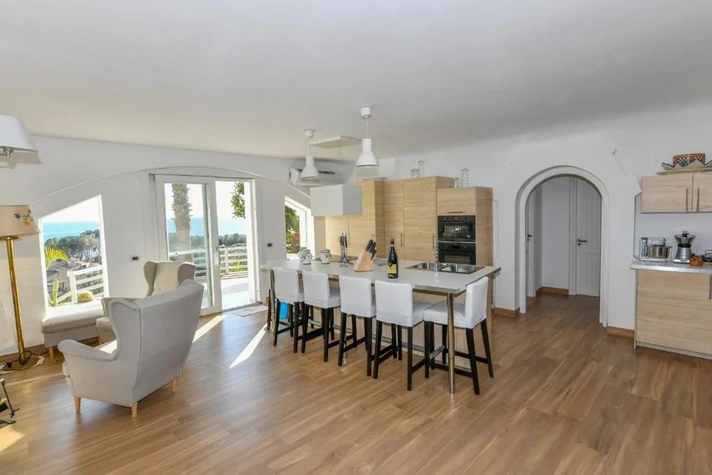Praialonga Suites with Pool and Garden — foto 4