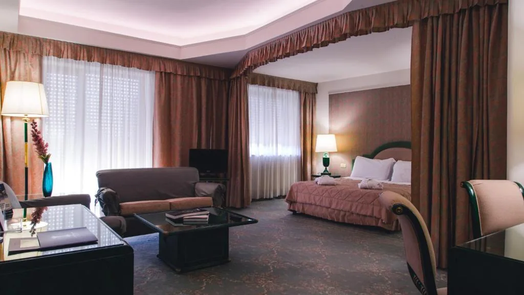 Executive Suite — Grand Hotel Excelsior