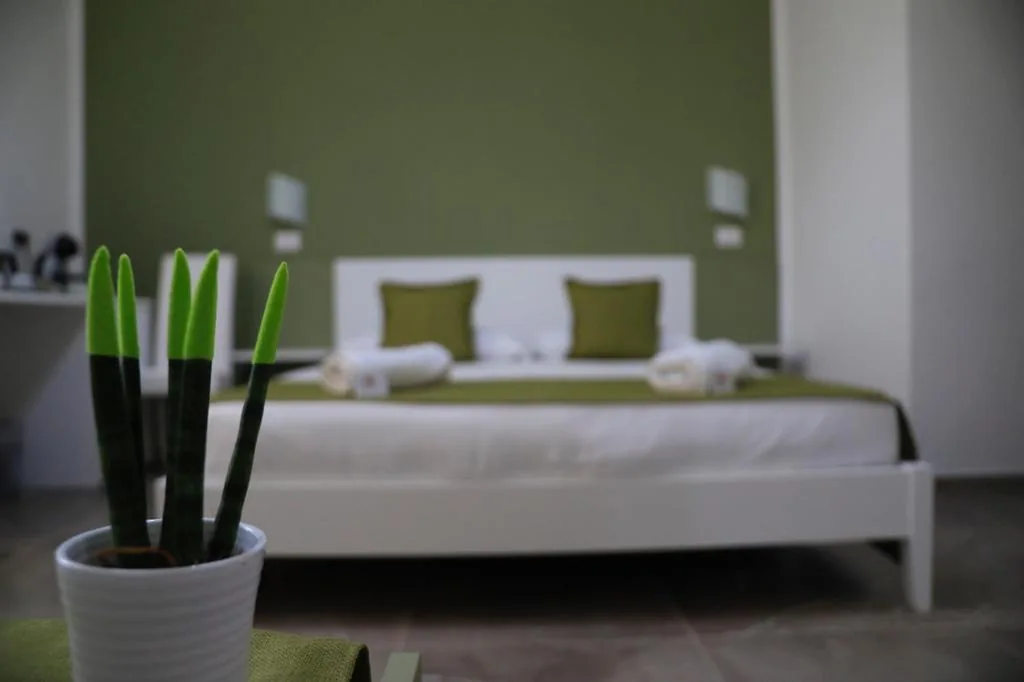 VICKY’S HOUSE