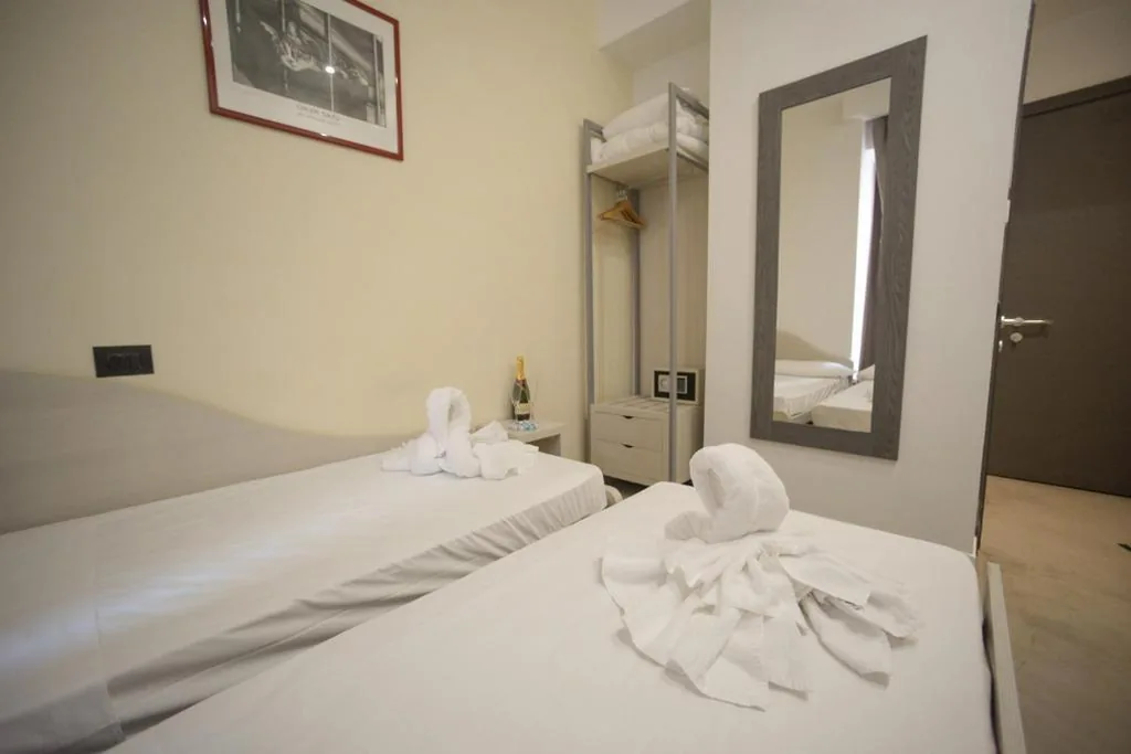 Budget Twin Room - Separate Building — Romerooms