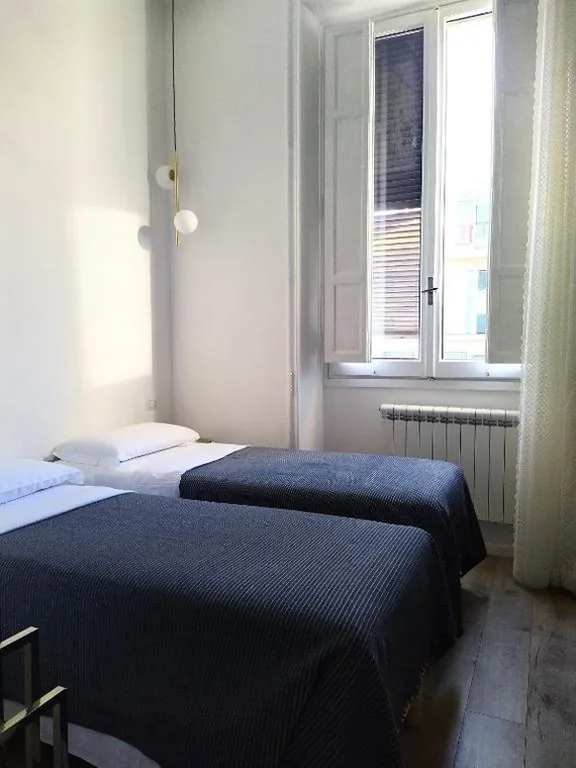 Budget Double/Twin Room — NiK