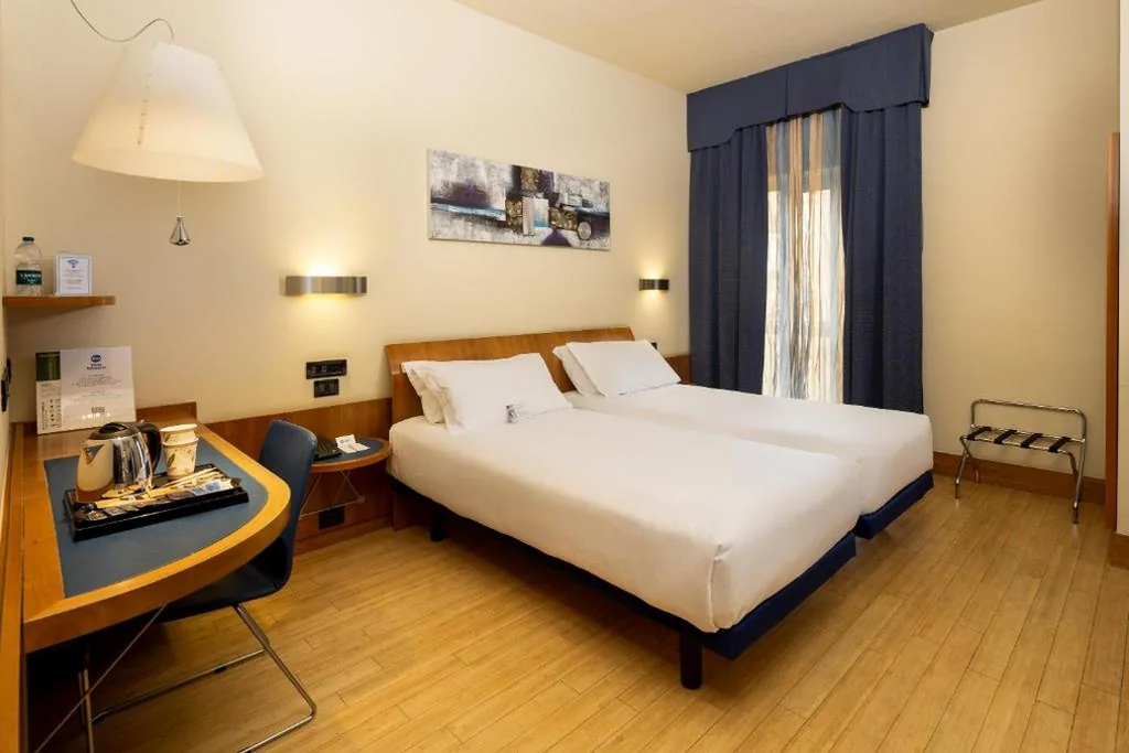 Camera Classic Doppia con Letti Singoli — Best Western Hotel Luxor