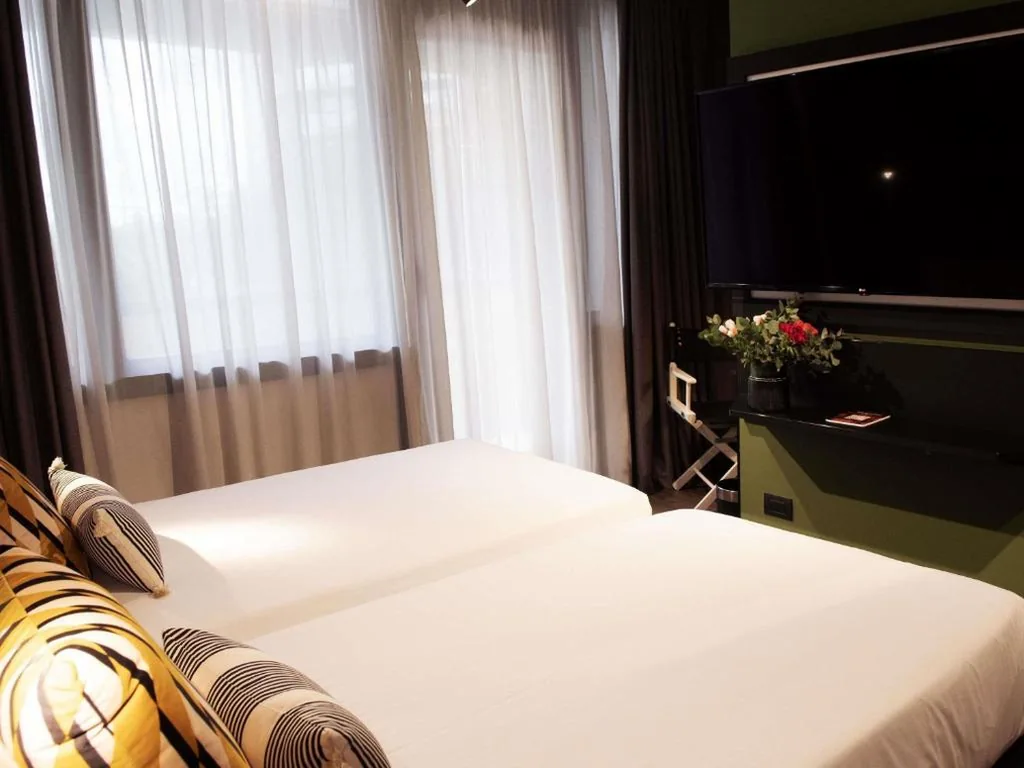 Classic Twin Room — Mercure Roma Cinecittà