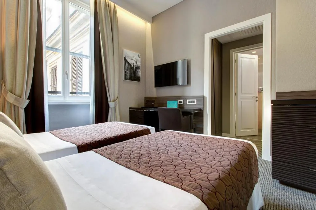Camera Comfort Doppia con Letti Singoli — Hotel Artemide