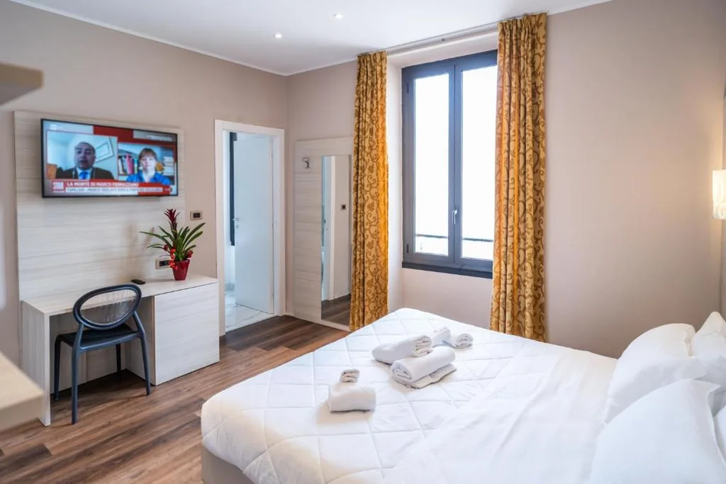 Comfort Double/Twin Room — Hotel Globo Suite-Correnti hotels