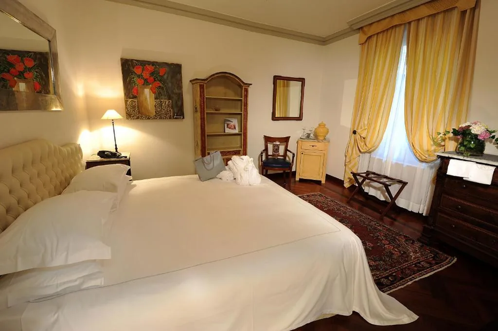 Comfort Double/Twin Room — Hotel Villa Beccaris