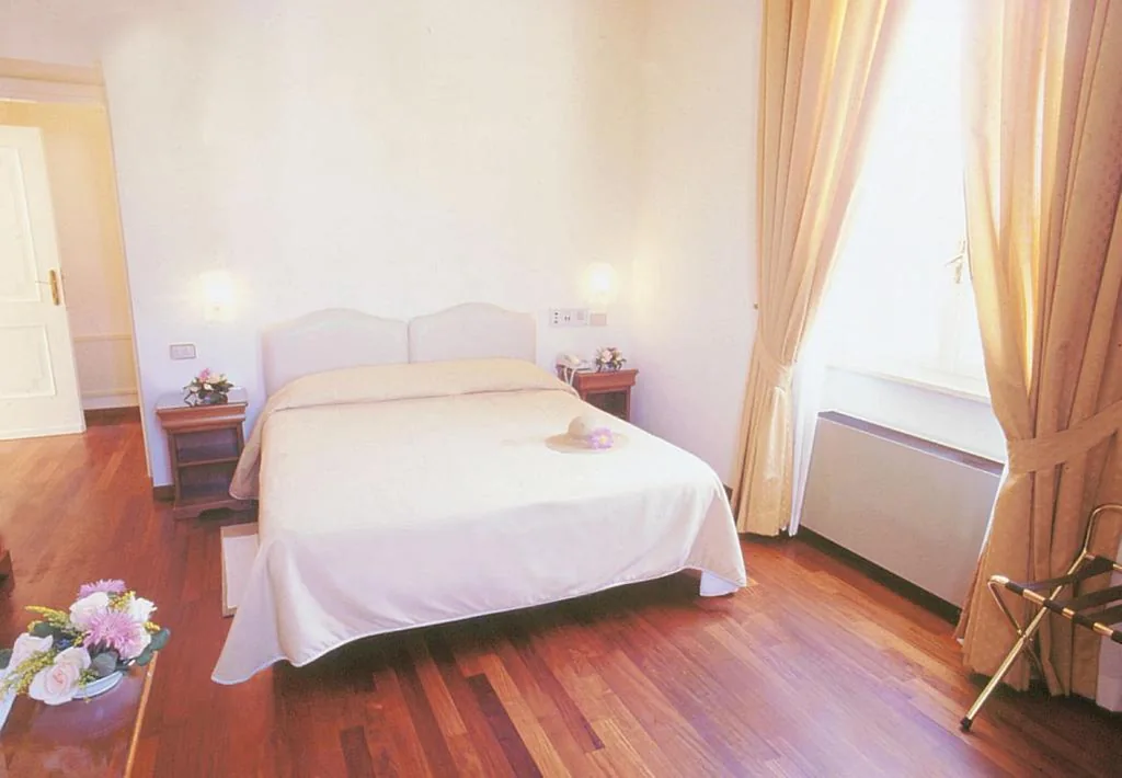 Camera Comfort Matrimoniale/Doppia con Letti Singoli — Villa Irlanda Grand Hotel