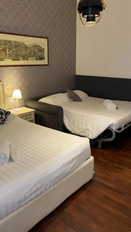 Room with 2 King-Size Beds — Piccolo di Piazza di Spagna Suites