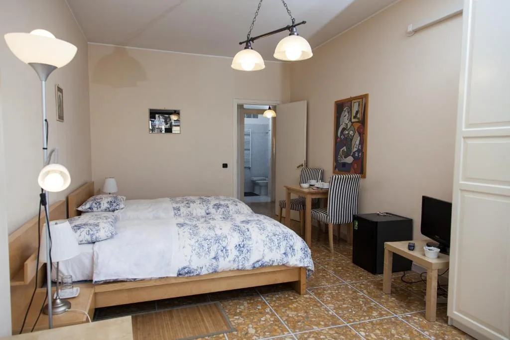 Camera con Bagno Privato Esterno — Santa Croce